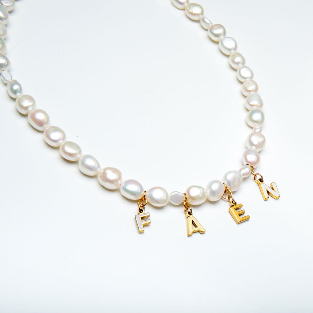 PEARLY GIRLY - F...